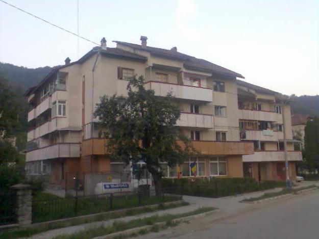 Vand apartament in statiunea Baile Olanesti - Pret | Preturi Vand apartament in statiunea Baile Olanesti