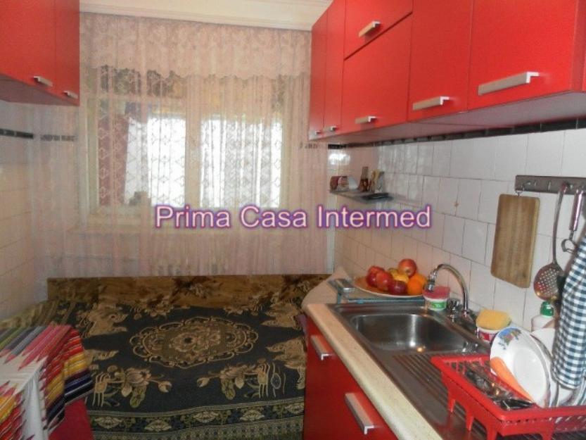 Apartament 2 camere, semidecomandat, 46 mp, Abator - Pret | Preturi Apartament 2 camere, semidecomandat, 46 mp, Abator