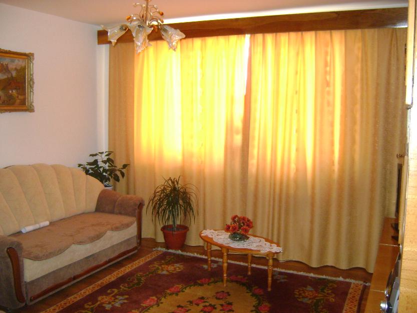 Apartament de vanzare in Campina , semicentral - Pret | Preturi Apartament de vanzare in Campina , semicentral