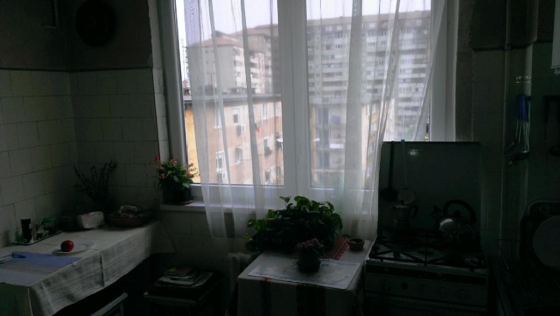 Apartament 3 camere zona Rogerius - Pret | Preturi Apartament 3 camere zona Rogerius