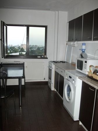 Apartament 4 camere Brancoveanu Metrou - Pret | Preturi Apartament 4 camere Brancoveanu Metrou