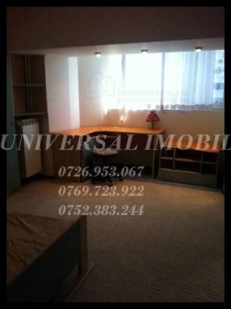 Oferta inchiriere apartament 3 camere, Decebal, etaj 4 - Pret | Preturi Oferta inchiriere apartament 3 camere, Decebal, etaj 4