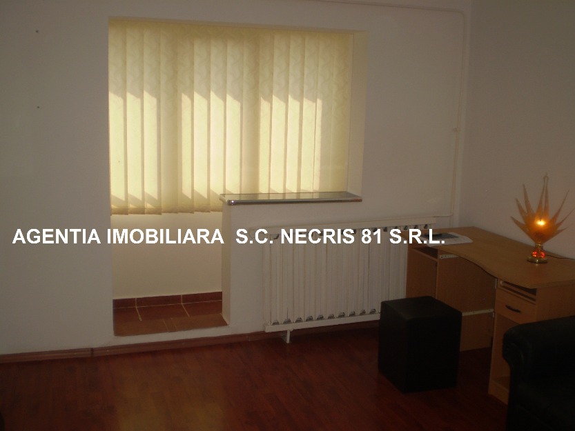 Inchiriere garsoniera confort 1 semidecomandat mobilata si utilata modern, TV L.C.D, in z - Pret | Preturi Inchiriere garsoniera confort 1 semidecomandat mobilata si utilata modern, TV L.C.D, in z