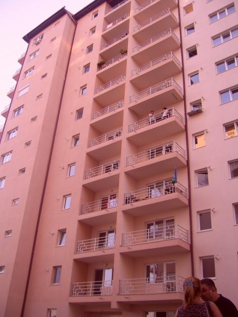 VAND APARTAMENT 2 CAMERE IN CONFORT CITY - Pret | Preturi VAND APARTAMENT 2 CAMERE IN CONFORT CITY