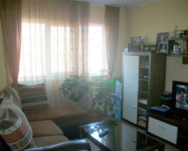 Apartament 3 camere Pantelimon - Parc Florilor - Pret | Preturi Apartament 3 camere Pantelimon - Parc Florilor