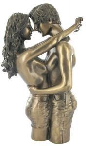 Love Thoughts Cold Cast Bronze Sculpture by Love Is Blue - Pret | Preturi Love Thoughts Cold Cast Bronze Sculpture by Love Is Blue