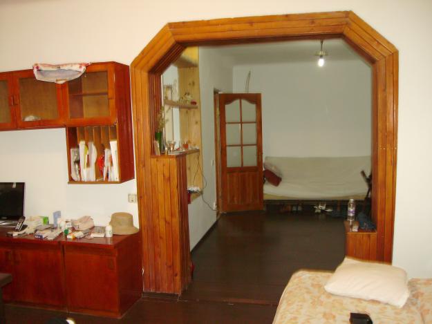 PARTICULAR: Apartament in vila - Pret | Preturi PARTICULAR: Apartament in vila