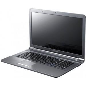Vand laptop Samsung NP305V5A-T02SE AMD Quad Core A8-3530MX 1.9GHz - Pret | Preturi Vand laptop Samsung NP305V5A-T02SE AMD Quad Core A8-3530MX 1.9GHz