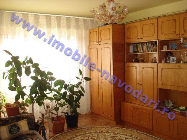 Navodari, de vinzare apartamente 3 camere, zona peco - Pret | Preturi Navodari, de vinzare apartamente 3 camere, zona peco