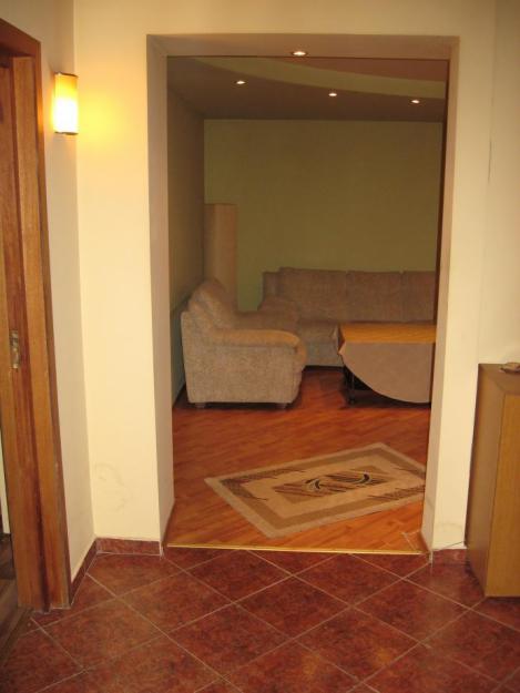 Apartament in bloc - 4 camere - Dristor - Pret | Preturi Apartament in bloc - 4 camere - Dristor