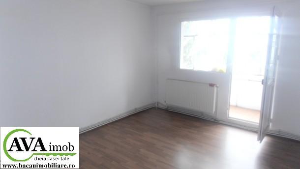 Vand apartament cu 3 camere decomandat, pe Str Marasesti - Pret | Preturi Vand apartament cu 3 camere decomandat, pe Str Marasesti