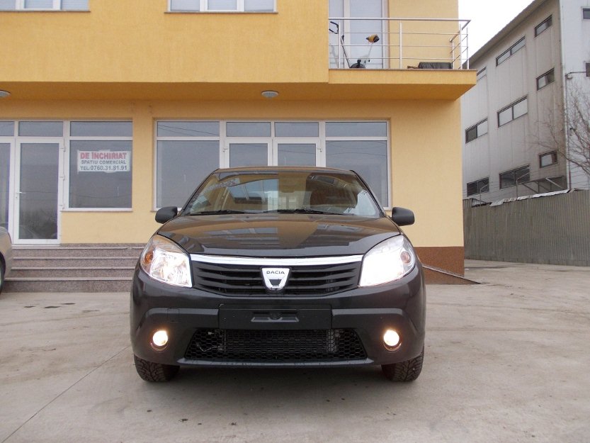 Vand Dacia Sandero 2011 benzina neinmatriculat 3.900 euro 0726.226622 - Pret | Preturi Vand Dacia Sandero 2011 benzina neinmatriculat 3.900 euro 0726.226622