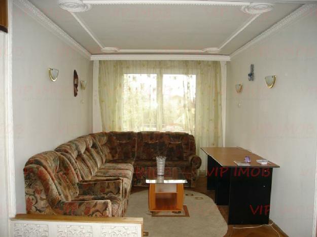 Apartament 4 camere Brasov - Craiter, centrala, termopane - Pret | Preturi Apartament 4 camere Brasov - Craiter, centrala, termopane