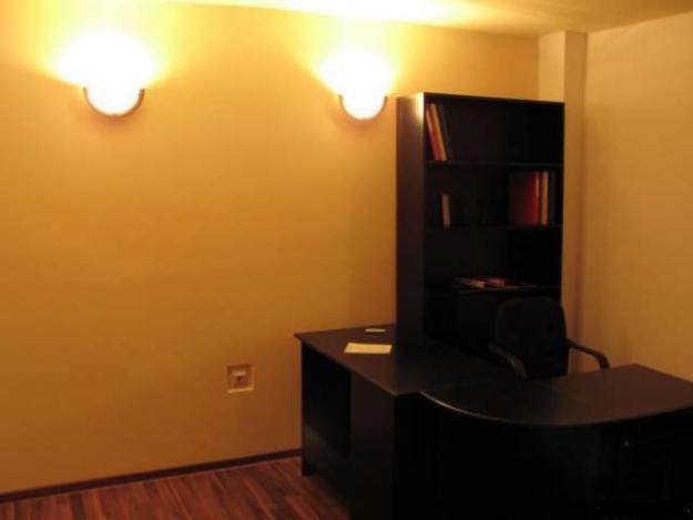 Moldova vand apartament 2 camere utilat office !!! - Pret | Preturi Moldova vand apartament 2 camere utilat office !!!