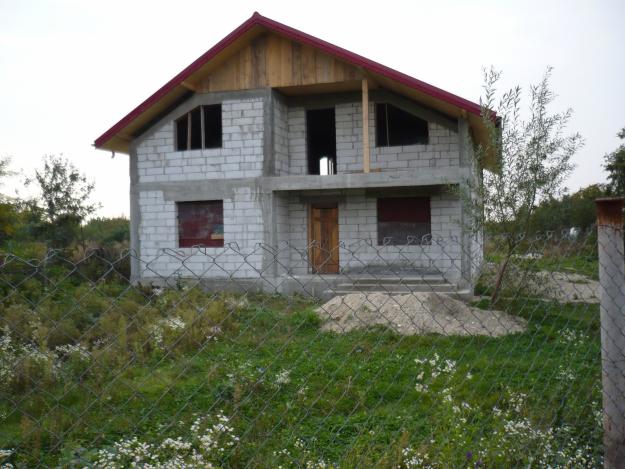 Vand casa la rosu constructie 2009 - Pret | Preturi Vand casa la rosu constructie 2009