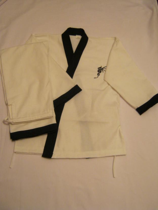 chimonouri karate bordurate - Pret | Preturi chimonouri karate bordurate