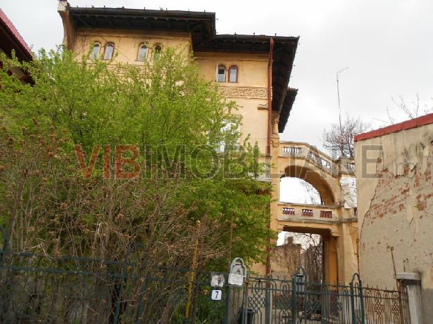 VIB2344 - Vila Cocheta - Zona Victoriei - 11 Camere - 700000 euro. - Pret | Preturi VIB2344 - Vila Cocheta - Zona Victoriei - 11 Camere - 700000 euro.