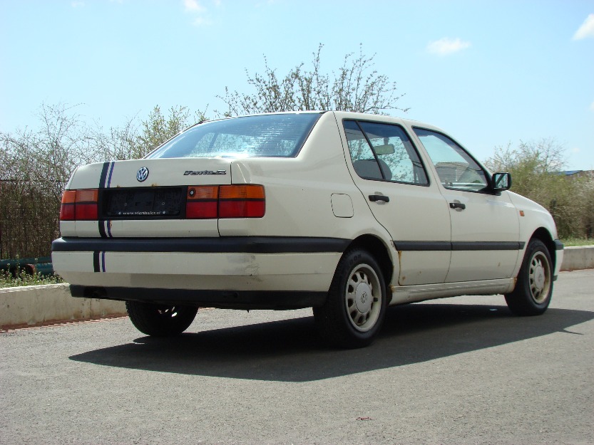 Volkswagen Vento, 1.6, an 1994 - Pret | Preturi Volkswagen Vento, 1.6, an 1994