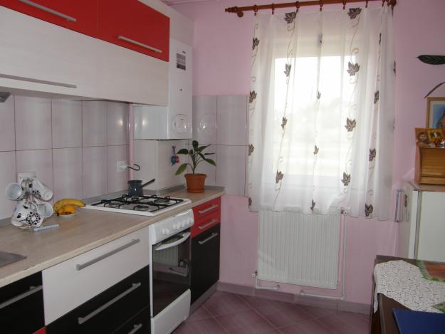 Apartament 2 camere, ultrafinisat - Pret | Preturi Apartament 2 camere, ultrafinisat