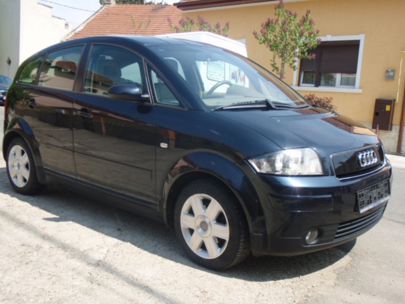 AUDI A2 Climatronic 1.4i, 1400 cmc, benzina - Pret | Preturi AUDI A2 Climatronic 1.4i, 1400 cmc, benzina