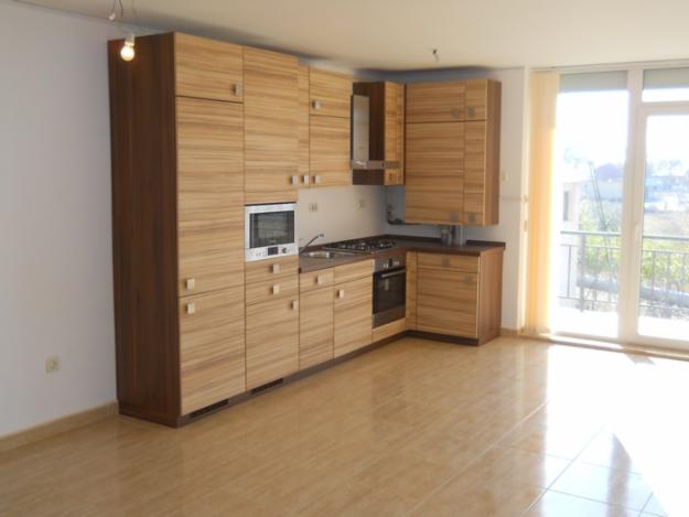 Apartament nemobilat 3 camere decomandat Mamaia 450 EUR 120 mp- - Pret | Preturi Apartament nemobilat 3 camere decomandat Mamaia 450 EUR 120 mp-