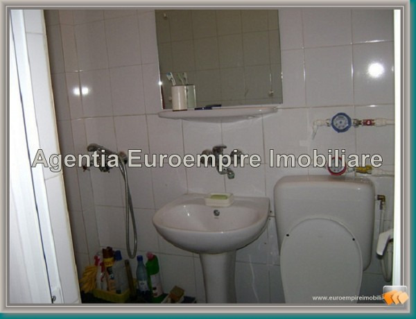 Apartament 2 camere, Ultracentral, 44 - Pret | Preturi Apartament 2 camere, Ultracentral, 44