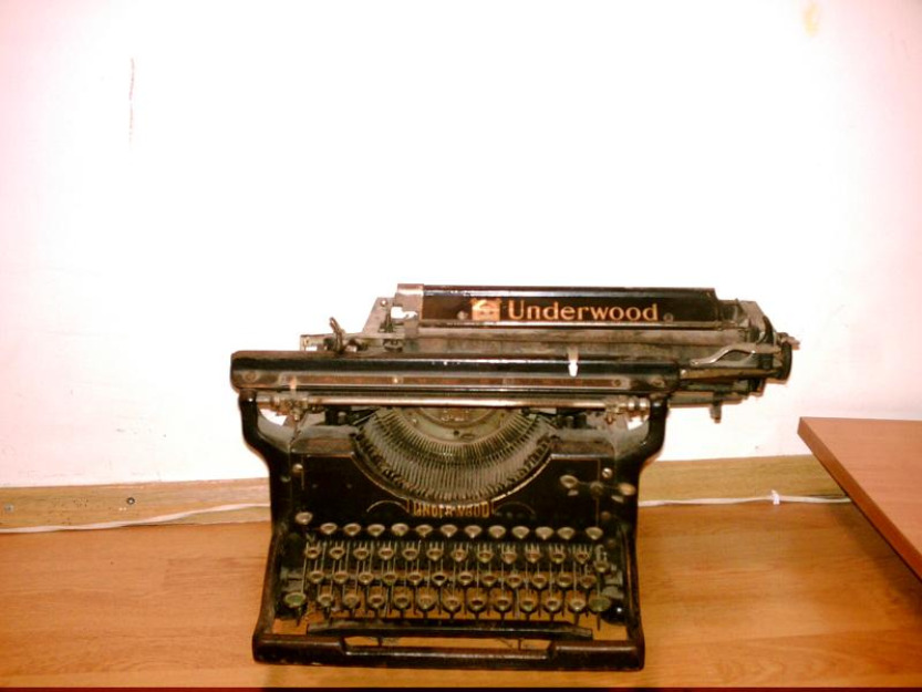 Masina de scris Underwood - Pret | Preturi Masina de scris Underwood