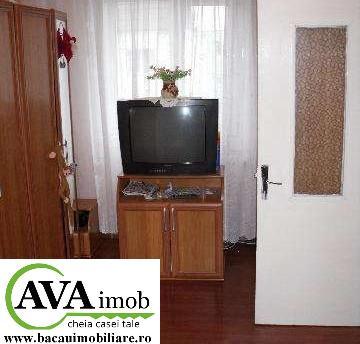 Vand apartament 2 camere pe Milcov, cu izolatie exterioara - Pret | Preturi Vand apartament 2 camere pe Milcov, cu izolatie exterioara