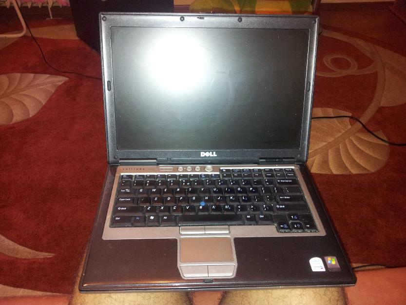 Vand laptop Dell Latitude D 620 - Pret | Preturi Vand laptop Dell Latitude D 620