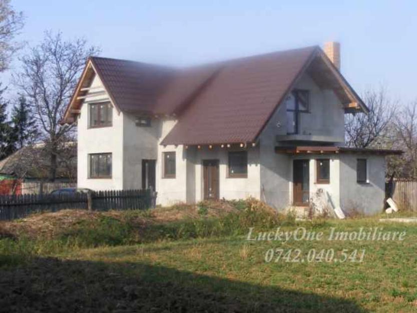 Casa cu teren Girov Neamt - Pret | Preturi Casa cu teren Girov Neamt