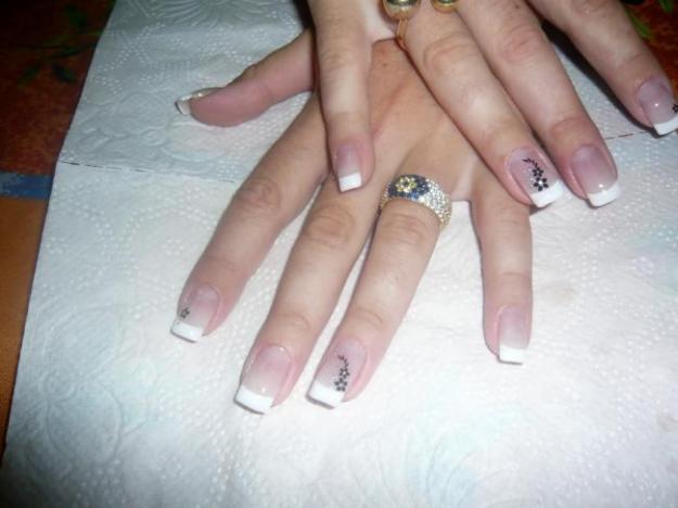 NAIL ART-OFERTA SPECIALA:3+1=GRATIS - Pret | Preturi NAIL ART-OFERTA SPECIALA:3+1=GRATIS