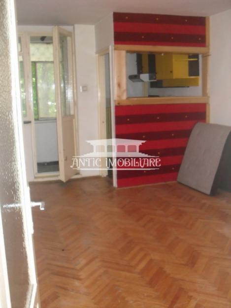 GARSONIERA TATARASI-FLORA-22000 EURO - Pret | Preturi GARSONIERA TATARASI-FLORA-22000 EURO