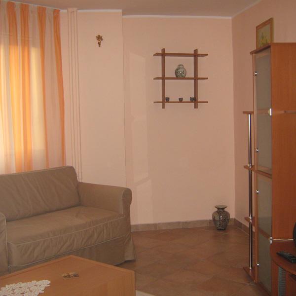 inchiriez apartament 2 camere - Pret | Preturi inchiriez apartament 2 camere