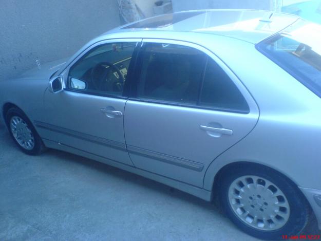 vand masina mercedes 2200 eu an fabricatie 2000 - Pret | Preturi vand masina mercedes 2200 eu an fabricatie 2000