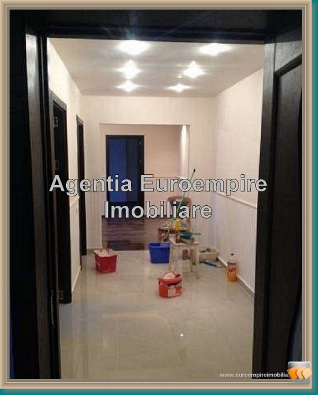 apartament 3 camere constanta zona centru - Pret | Preturi apartament 3 camere constanta zona centru