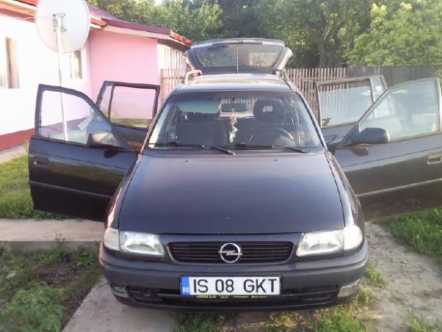 vand masina opel astra caravan 1.4 - Pret | Preturi vand masina opel astra caravan 1.4