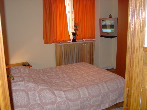 VAND APARTAMENT 2 CAMERE - Pret | Preturi VAND APARTAMENT 2 CAMERE