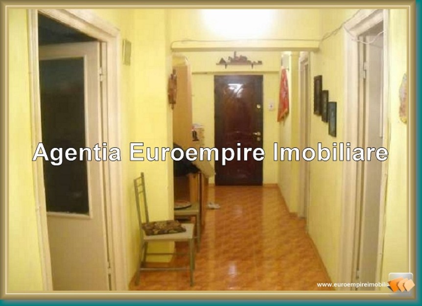 vand apartament 4 camere constanta - Pret | Preturi vand apartament 4 camere constanta