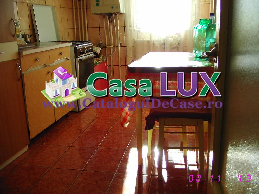 Casa Lux vinde 3 camere decomandate, Bistrita Lac, 49.500 EUR - Pret | Preturi Casa Lux vinde 3 camere decomandate, Bistrita Lac, 49.500 EUR