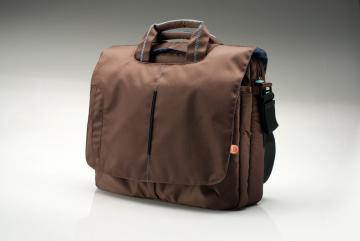 Geanta Laptop BOOQ Taipan slimcase S, brown - Pret | Preturi Geanta Laptop BOOQ Taipan slimcase S, brown