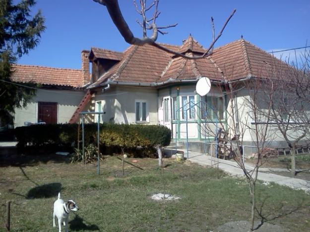 Vand casa in comuna Calarasi - Pret | Preturi Vand casa in comuna Calarasi