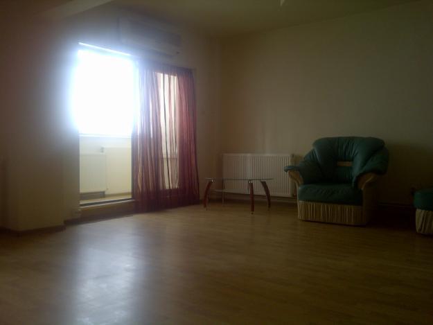 Vand apartament 3 camere Onesti - Pret | Preturi Vand apartament 3 camere Onesti