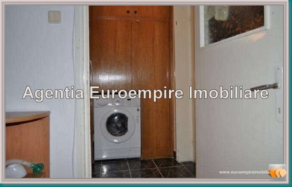 apartament 3 camere constanta zona tomis 2 - Pret | Preturi apartament 3 camere constanta zona tomis 2