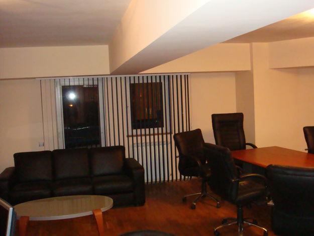 Inchiriere Apartament 4 Camere - Bd. Unirii - Pret | Preturi Inchiriere Apartament 4 Camere - Bd. Unirii