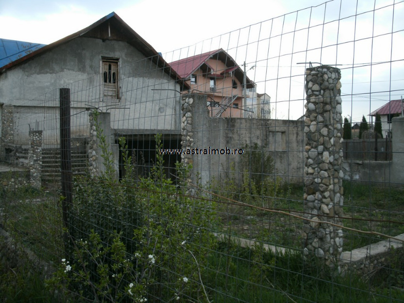 Teren intravilan de vanzare in Targoviste, micro 2 - Pret | Preturi Teren intravilan de vanzare in Targoviste, micro 2