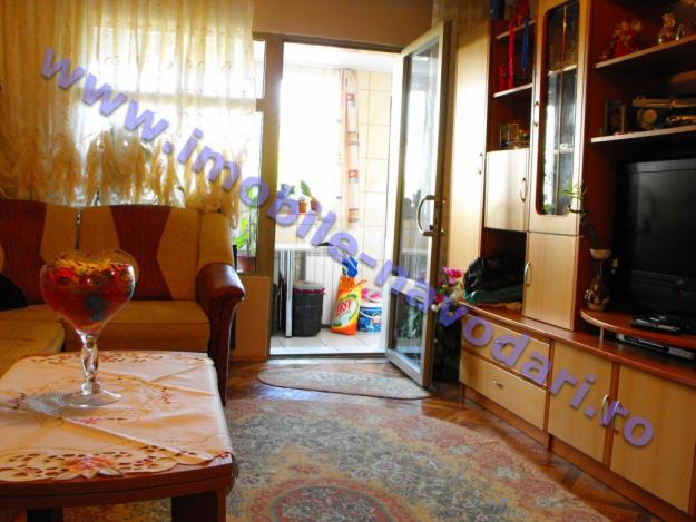 Navodari apartament 3 camere - Pret | Preturi Navodari apartament 3 camere