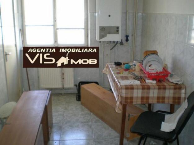 Vand apartament cu 2 camere - Pret | Preturi Vand apartament cu 2 camere