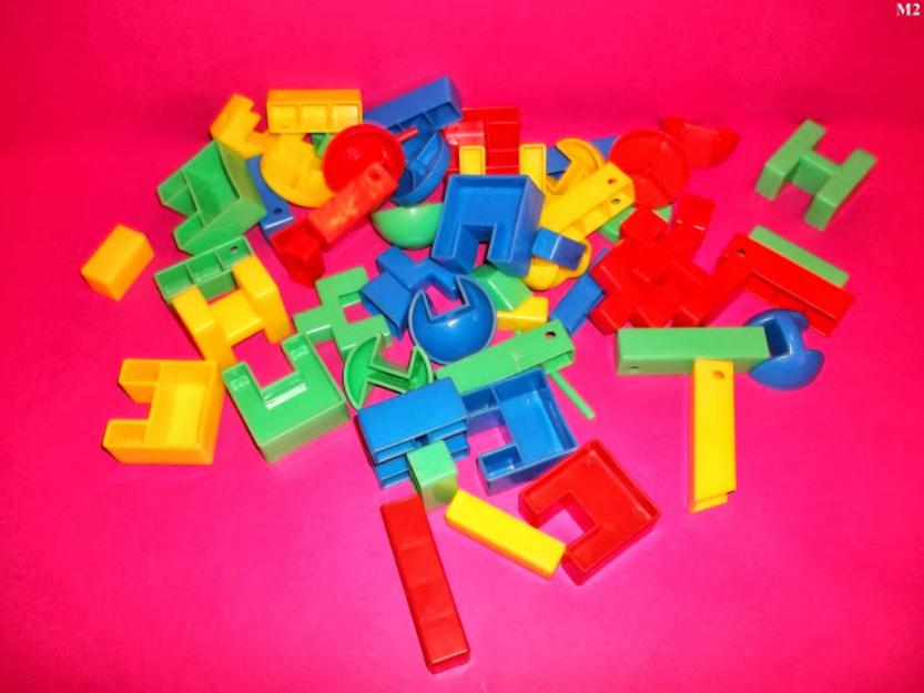 jucarii cuburi de construit din plastic cu 58 de piese - Pret | Preturi jucarii cuburi de construit din plastic cu 58 de piese