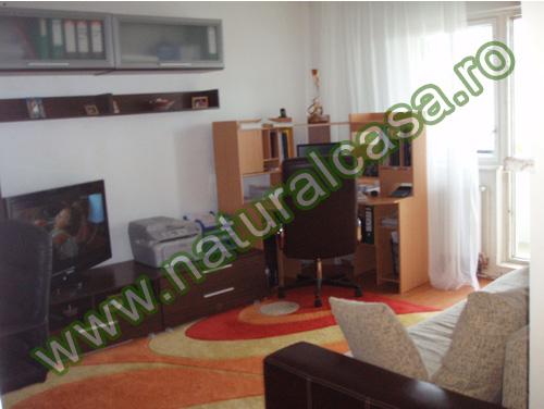 VAND AP 3 CAMERE DEC, BD M. VITEAZU - Pret | Preturi VAND AP 3 CAMERE DEC, BD M. VITEAZU