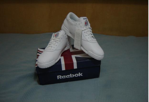 Adidasi Reebok (albi) - Pret | Preturi Adidasi Reebok (albi)